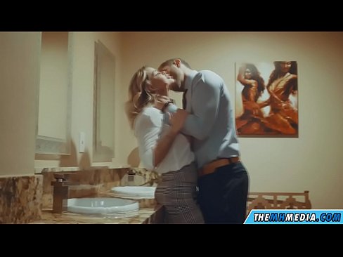 ❤️ Wenn eine vollbusige Blondine dich in einer öffentlichen Toilette verführt ❌ Fucking bei de.91sesex101.top
